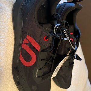 5.11 Tactical Trailcross Men's Athletic Shoe - Black & Red